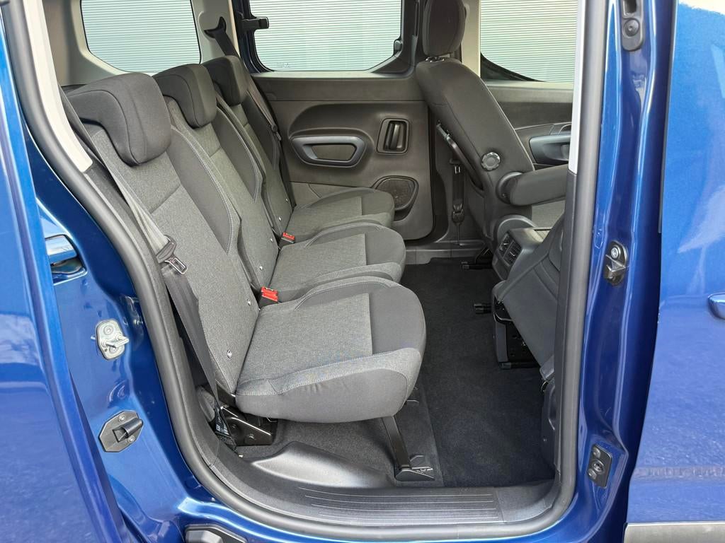 Peugeot Rifter 1.2PureTech 110 pk ALLURE PACK, Auto's, Parkeersensor, Gebruikt, Zwart, Blauw