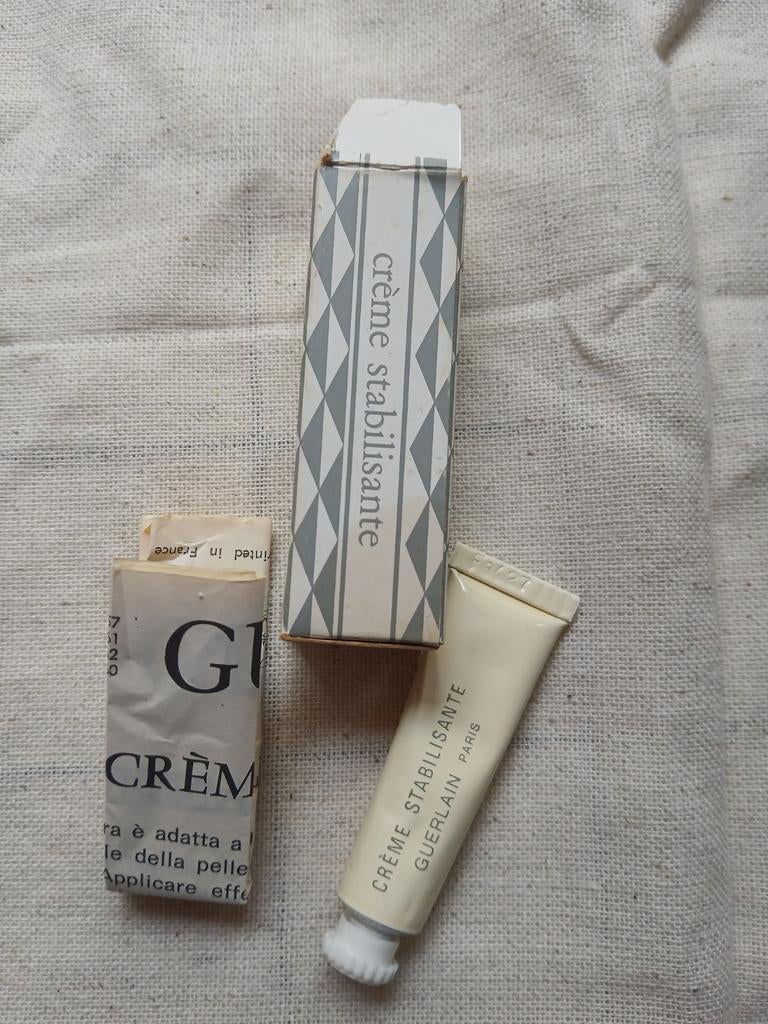 Stabilisateur de crème Guerlain 1950-1983, Enlèvement