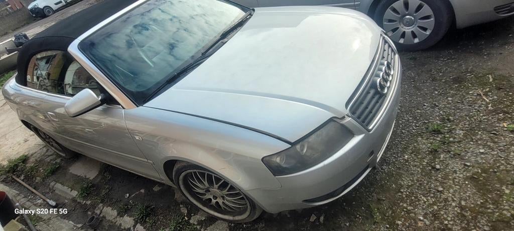 AUDI A4+2400 ESS+2002+CABRIOLET+AUTOMATIQUE+FULL À 2999EU, Cuir, Argent ou Gris, Achat, 2400 cm³