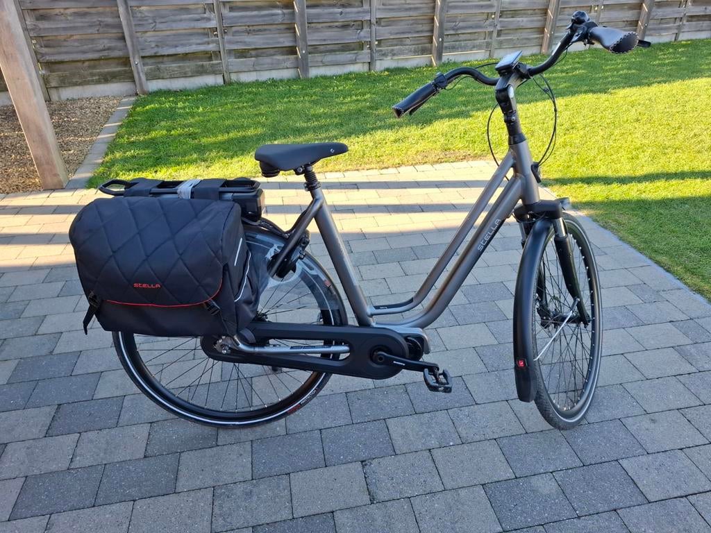 TWEE..Electrische fietsen met weinig KM  maat L56 en M53, 51 tot 55 cm, Ophalen, Zo goed als nieuw