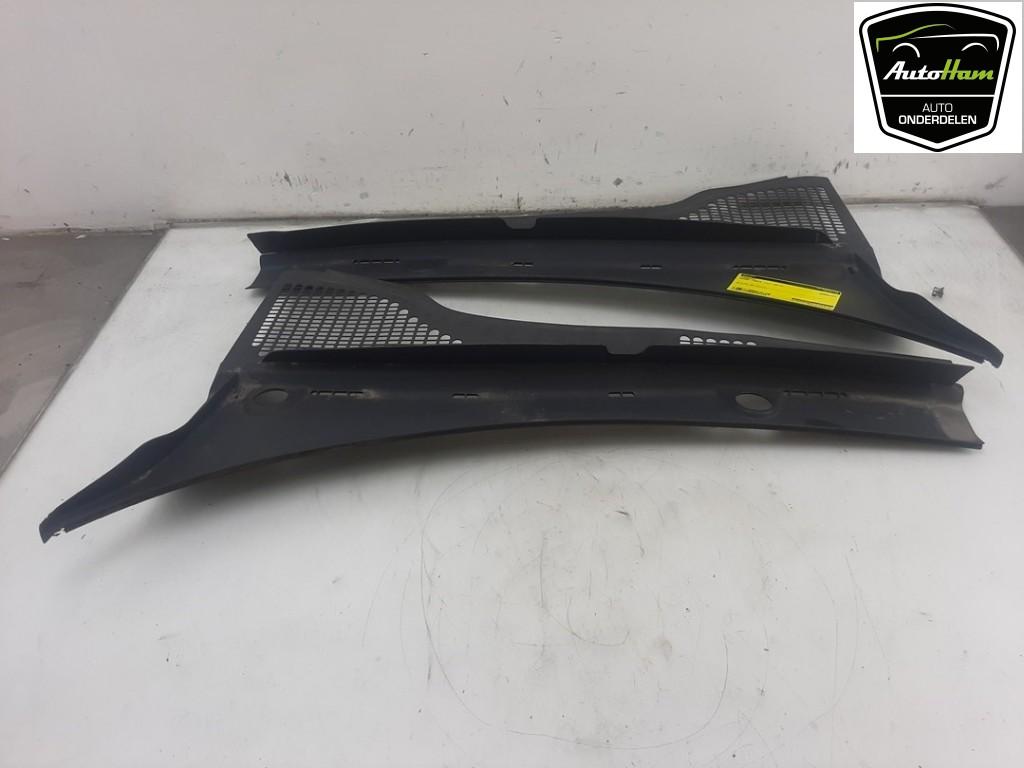 BAIE DE PARE BRISE Skoda Fabia III Combi (NJ5), Autos : Pièces & Accessoires, Utilisé, Skoda