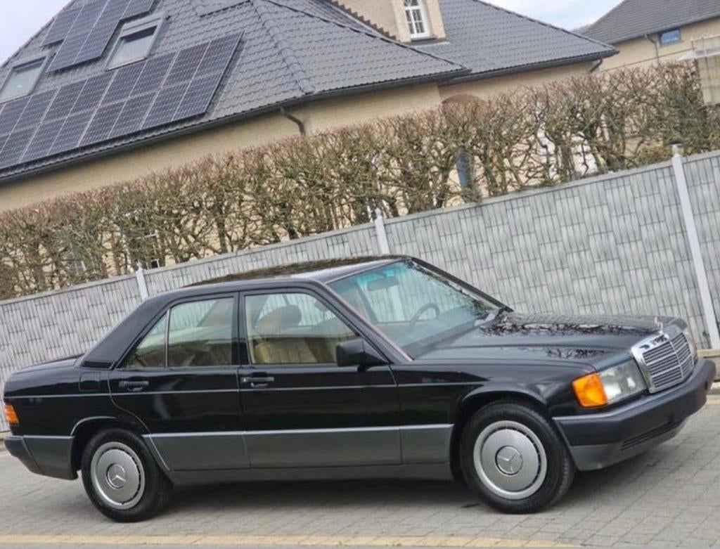 Mercedes 190E 2.0 Automatique, Autos, Oldtimers & Ancêtres, Particulier, ABS, Verrouillage central, Rétroviseurs électriques, Rétroviseurs extérieur chauffants