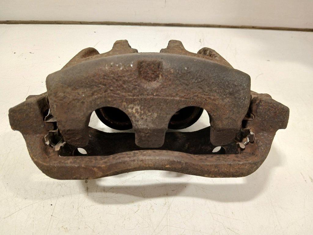 Remklauw rechts voor Land Rover Discovery, Auto-onderdelen, Remmen en Aandrijving, Onderdelen@venauto.nl, Van der Ven Autorecycling B.V.