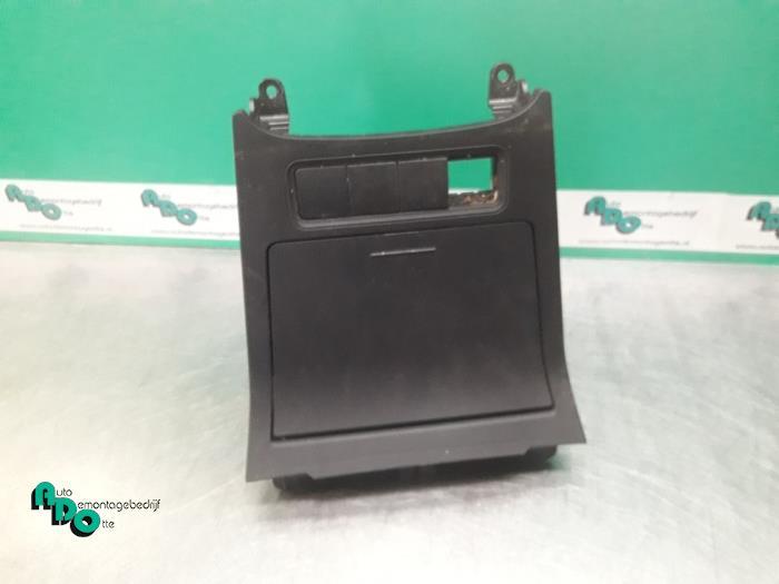 Cendrier avant d'un Volkswagen Jetta (Jetta 05-), Volkswagen, -, 3 mois de garantie, Utilisé