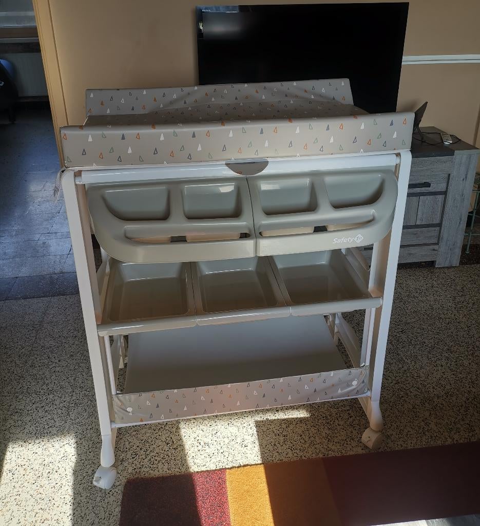 Verzorgingstafel met bad, Kinderen en Baby's, Ophalen, Zo goed als nieuw, Overige typen