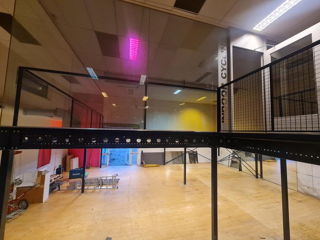 Entresolvloer / mezzanine / verdiepingsvloer 80 m² incl. bal, Enlèvement