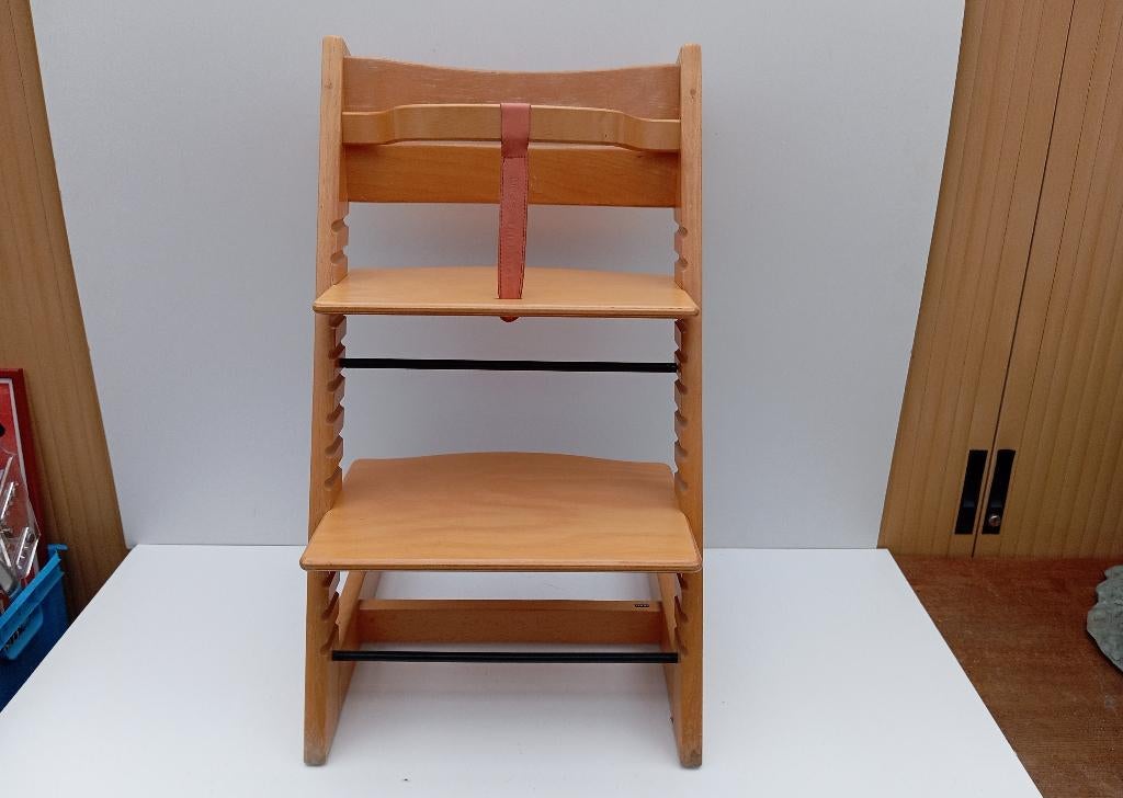 TRIPP TRAPP STOKKE kinderstoel meegroeistoel, Kinderen en Baby's, Ophalen, Gebruikt, Meegroeistoel