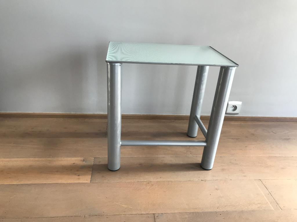 Kwalitatieve aluminum bijzettafel tafel, Ophalen, Minder dan 45 cm, Minder dan 55 cm, Metaal of Aluminium