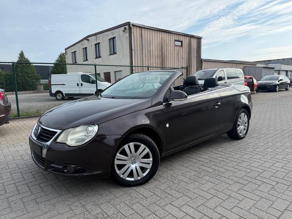 Volkswagen Eos Cabrio 1.6 Benzine | 1 JAAR GARANTIE, Voorwielaandrijving, 4 zetels, Gebruikt, 4 cilinders