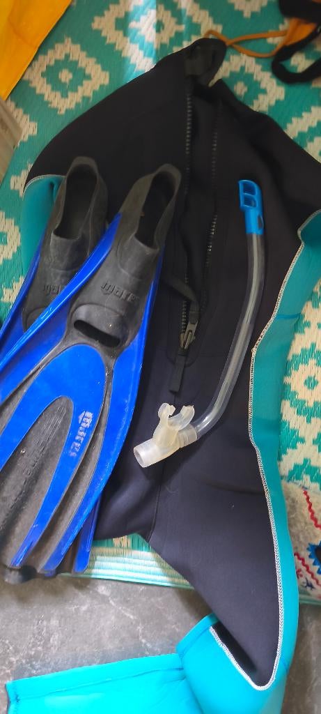 Plongée. Combinaison. Palme et tuba, Sports nautiques & Bateaux, Plongée, Enlèvement, Utilisé