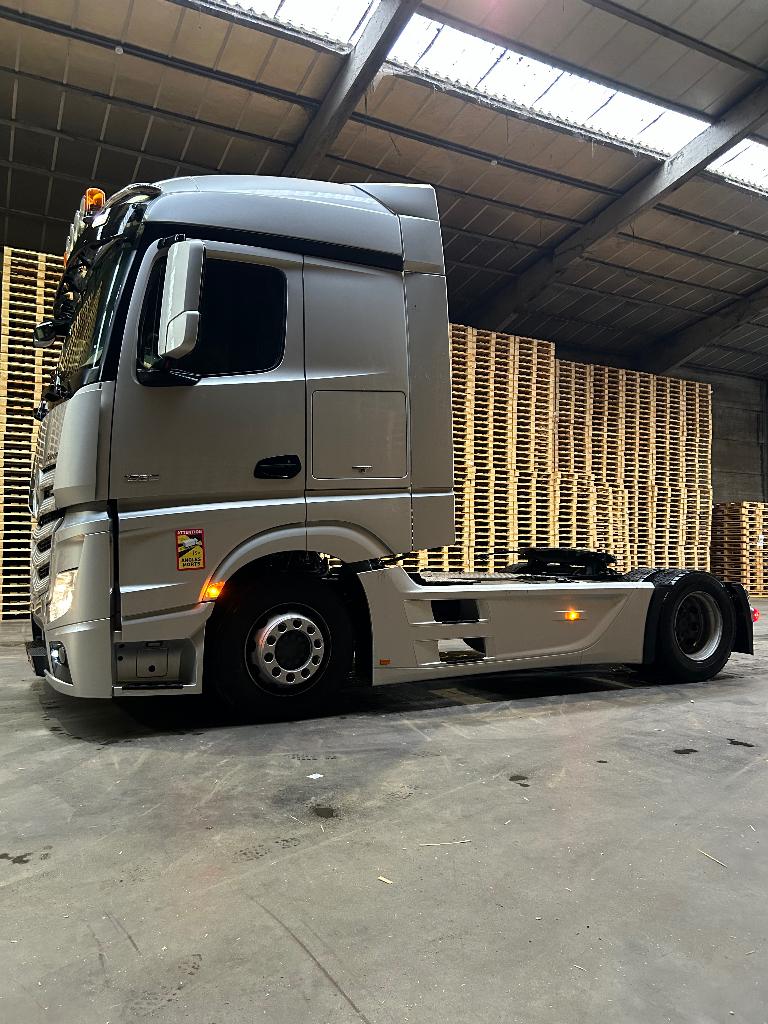 Trekker Mercedes actros 1936, Auto's, Vrachtwagens, Automaat, Achterwielaandrijving, Euro 6, Mercedes-Benz