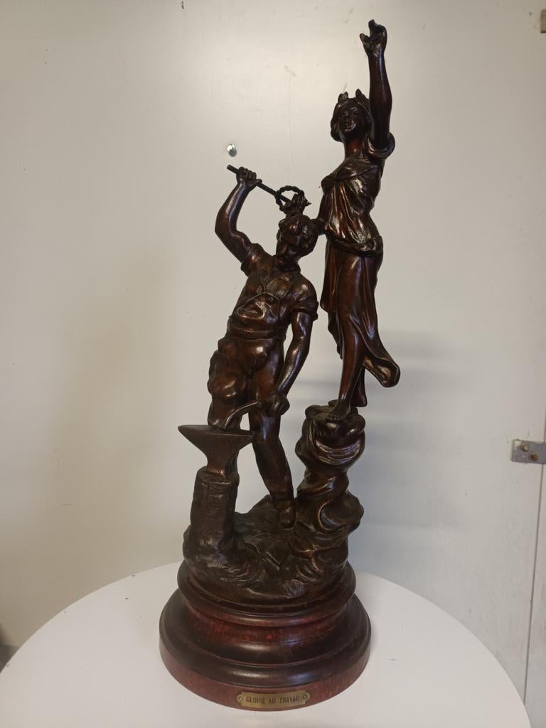 Prachtig beeld,   smid op aambeeld, Antiek en Kunst, Kunst | Beelden en Houtsnijwerken, Ophalen