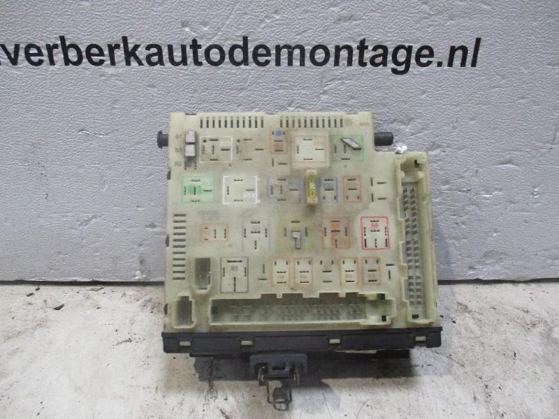 BOITIER FUSIBLES Ford Escort 6 (ANL) (97AG14A073EC), Utilisé, Ford