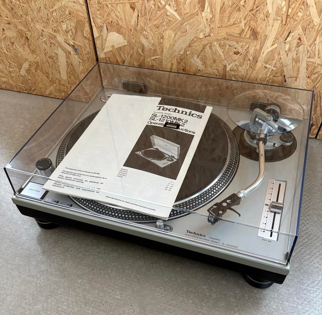 Technics SL1200 MK2, Enlèvement, Platine, Technics