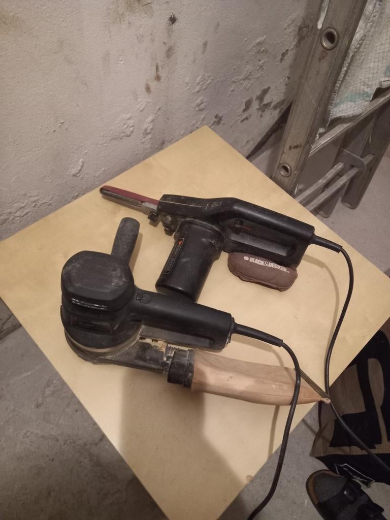 Schuurmachine met 2 zwartdekkers, Ophalen