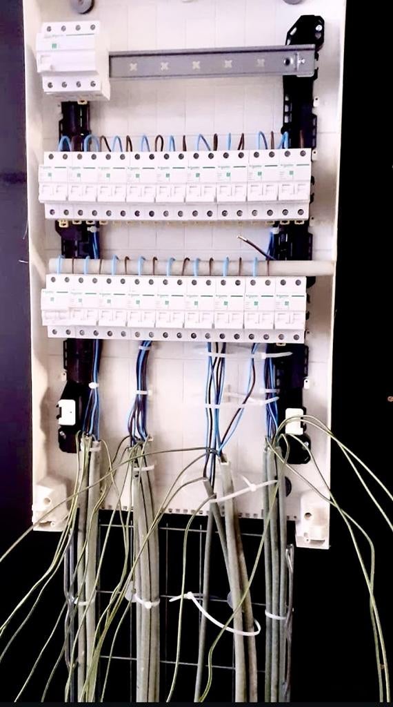 Un électricien pour tous les budgets., Services & Professionnels, Service 24h/24