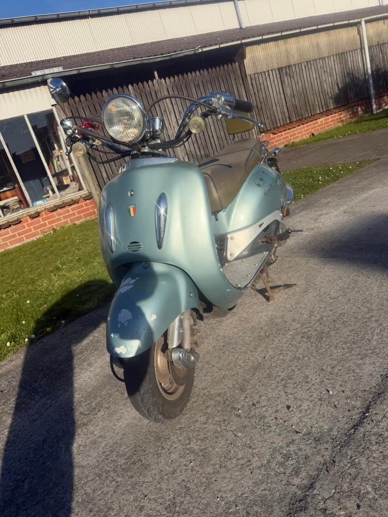 Brommer a klasse, Fietsen en Brommers, Scooters | Overige merken, Zo goed als nieuw, Ophalen