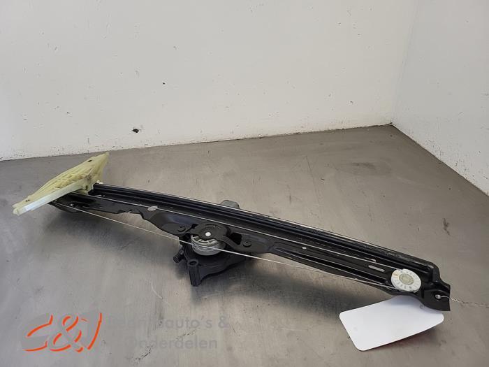 Ruitmechaniek 2Deurs links-voor van een Toyota Pro-Ace, Gebruikt, -, -, Ophalen of Verzenden