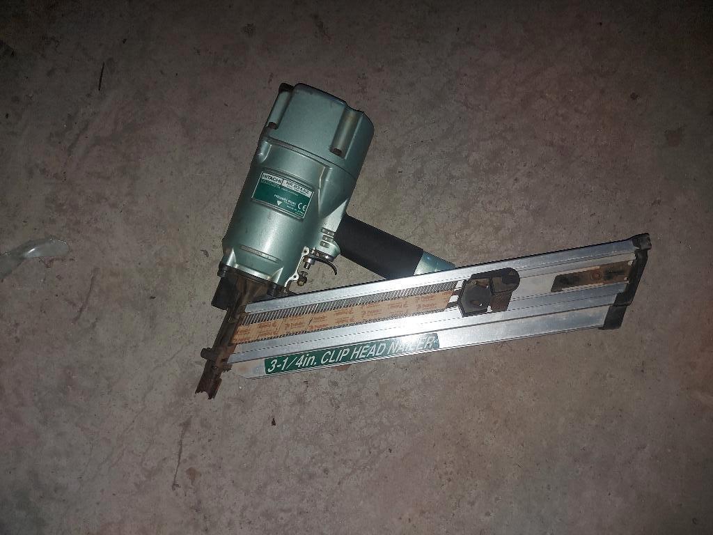 nagelpistool, Doe-het-zelf en Bouw, Gereedschap | Handgereedschap, Ophalen, Zo goed als nieuw