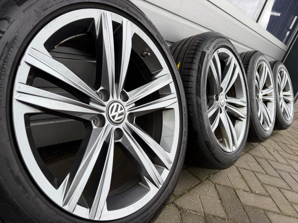 18 " VW Arteon Sharan MK2 Passat B9 B8 GTE Variant velgen, 18 inch, -, -, Banden en Velgen