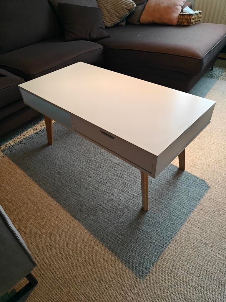 Witte salontafel Jysk met lade, Huis en Inrichting, Tafels | Salontafels, Ophalen, 50 tot 100 cm, 50 tot 100 cm, Zo goed als nieuw