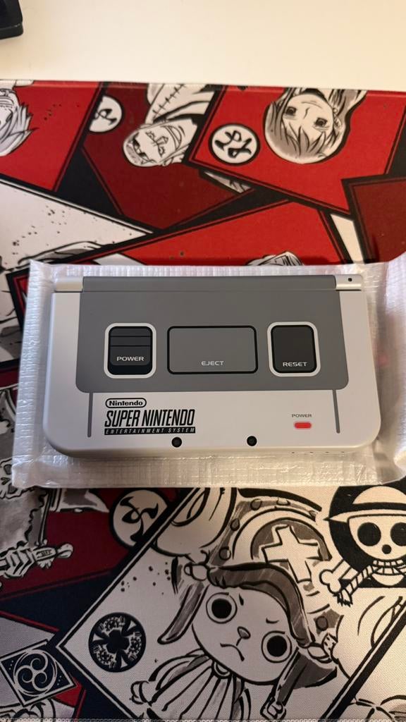 New Nintendo 3DS XL Snes Edition, Games en Spelcomputers, Spelcomputers | Nintendo Super NES, Ophalen of Verzenden, Zo goed als nieuw