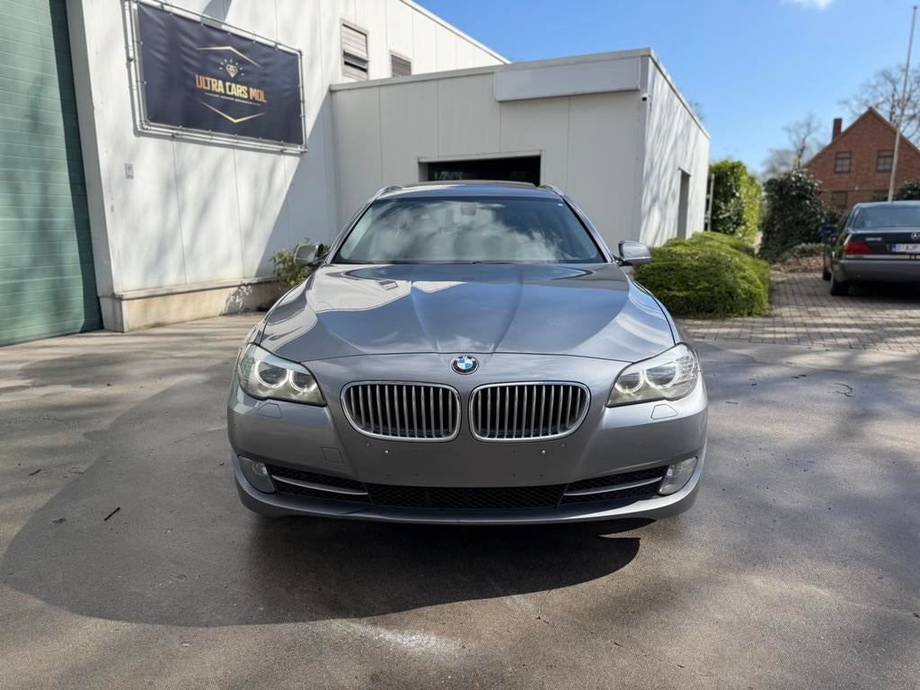 BMW 520D Break Sportautomaat/Euro 5/Panorama/Xenon/GEKEURD, Autos, Cuir, Entreprise, Entretenue par le concessionnaire, Automatique