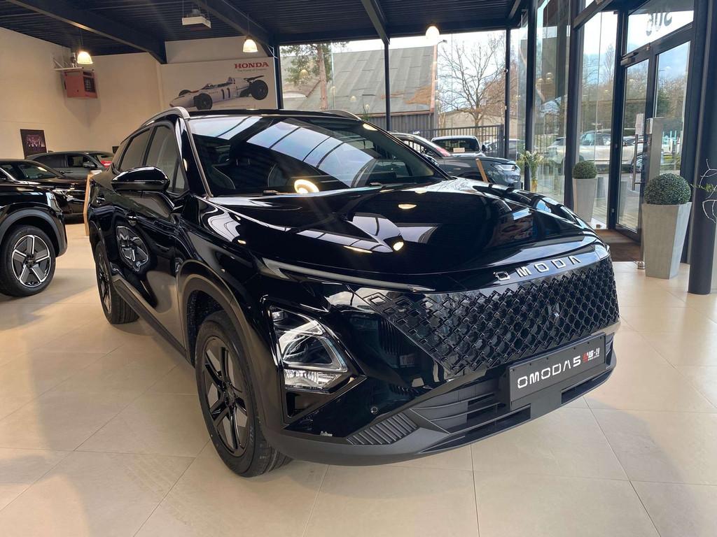 Omoda 5 SHS-H Premium Full Option 7 jaar garantie!, Auto's, Automaat, 1498 cc, 4 cilinders, Zwart