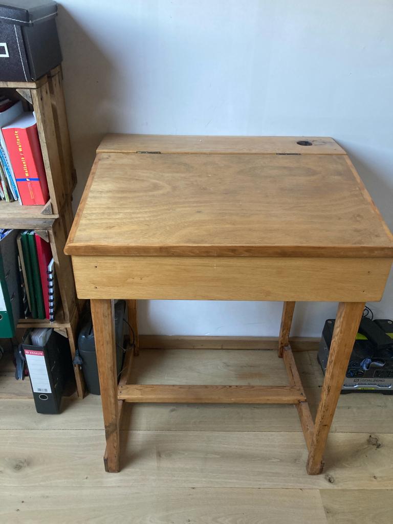 petit bureau antique, Enlèvement