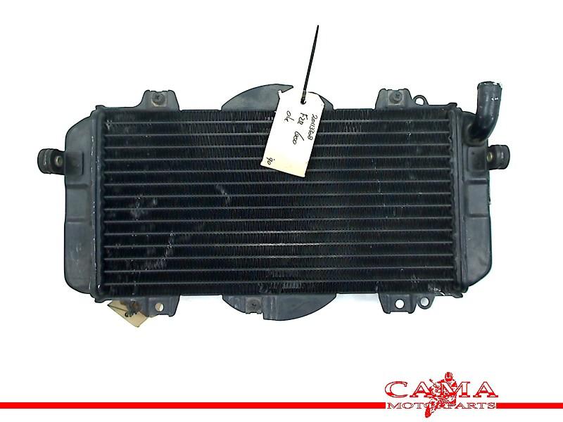 RADIATEUR EAU Yamaha FZR 600 1989-1993 (FZR600 3HE), Motos, Dhr. S. di Majo, Utilisé, Info@cama-motorparts.nl, P.J. Troelstraweg 8 8
3144 CX  MAASSLUIS, NL