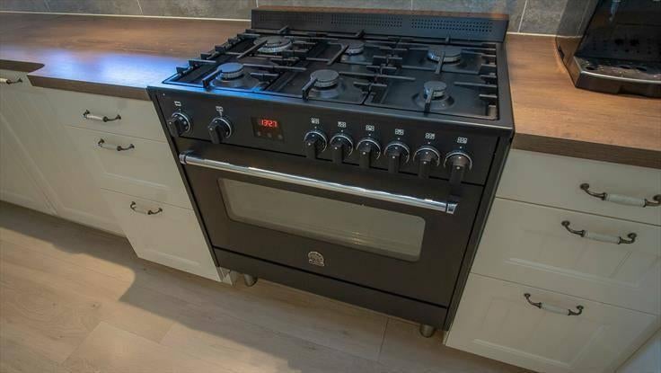 Kookfornuis, Elektronische apparatuur, Fornuizen, Ophalen, 60 cm of meer, Zo goed als nieuw, Gas