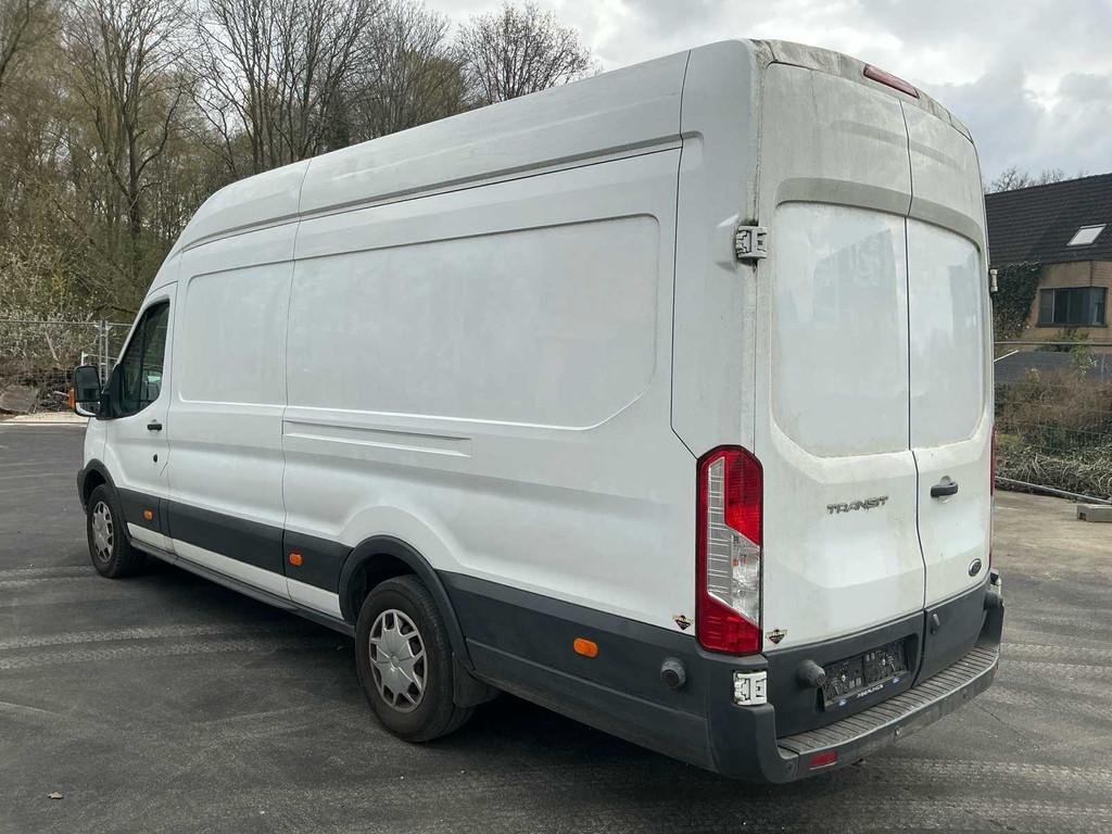 Véhicule commercial Ford Transit, Autos, Camionnettes & Utilitaires, Achat, Euro 6, Entreprise, Boîte manuelle