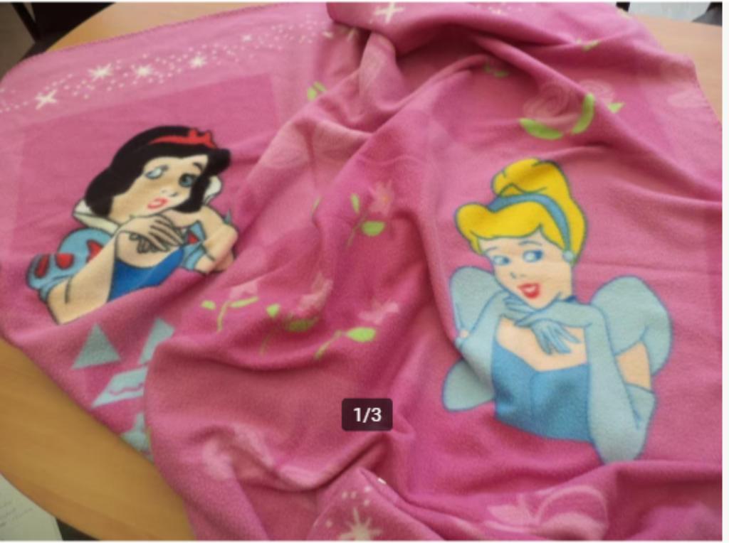 slaapzak en fleece dekens Assepoester en Sneeuwwitje, Ophalen of Verzenden, Zo goed als nieuw, Deken