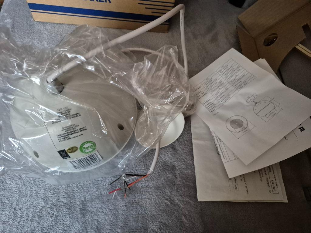 Lot de 4 enceintes boules, Enlèvement