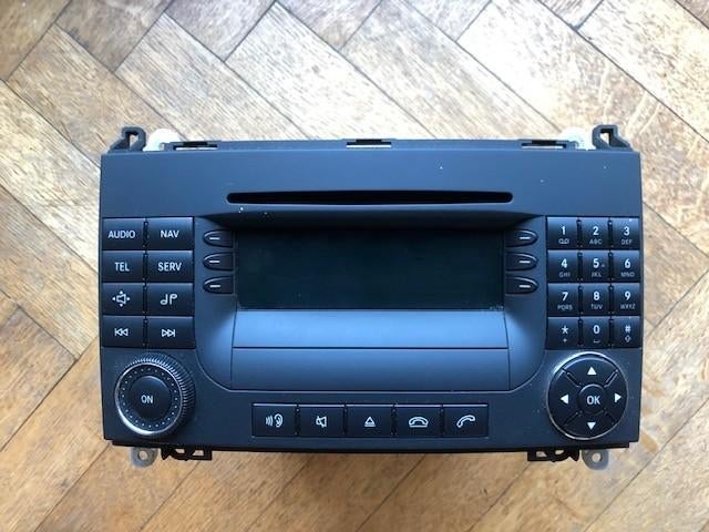 Autoradio CD / NAV - BE7086 Mercedes-Benz - Harman Becker, Autos : Divers, Autoradios, Enlèvement ou Envoi, Comme neuf