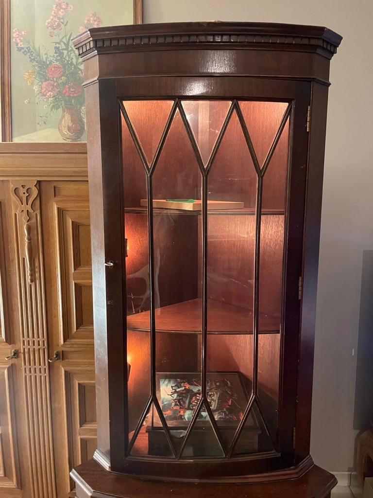 Vitrine d’angle en bois avec porte vitrée et éclairage, Avec porte(s), Utilisé, 50 à 100 cm, 150 à 200 cm