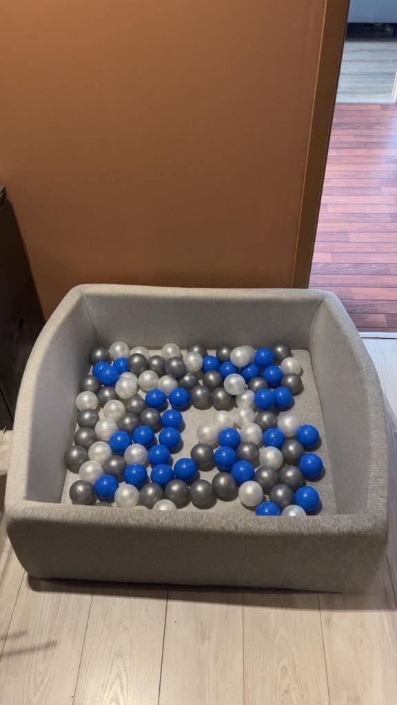 piscine à balles en parfait état, Enfants & Bébés, Enlèvement, Comme neuf, Autres types