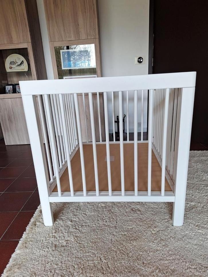 Park met matras + 4 hoezen en parklegger, Enlèvement, Comme neuf