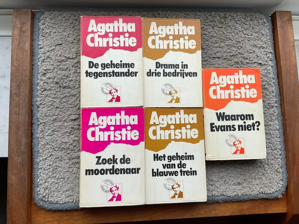 5 pockets Agatha Christie, Boeken, Ophalen of Verzenden, Zo goed als nieuw