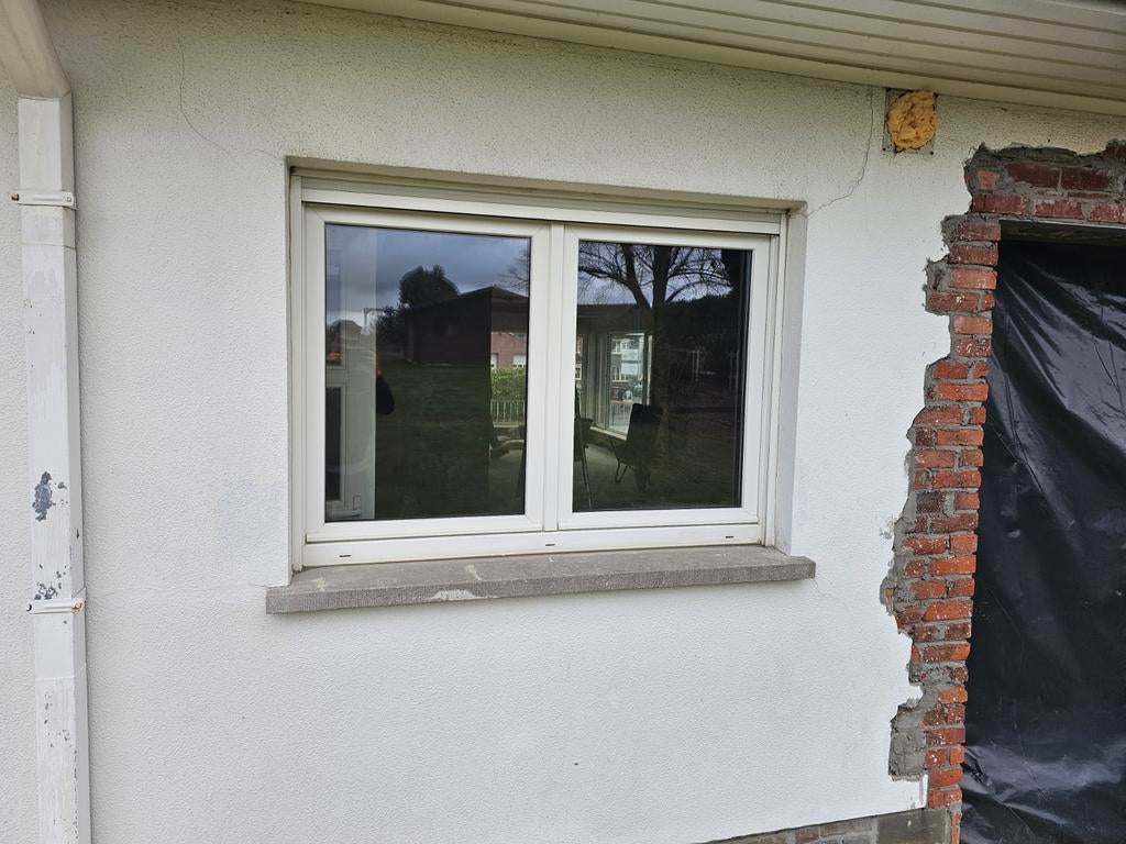 Raam met rolluik, Ophalen, Kunststof, Raamkozijn, Zo goed als nieuw