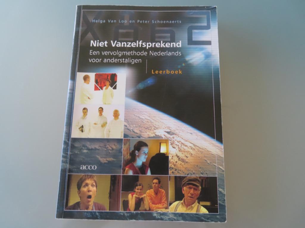 Niet vanzelfsprekend – Helga Van Loo en Peter Schoenaerts Ee, Gelezen, Ophalen of Verzenden, HELGA VAN LOO, Nederlands