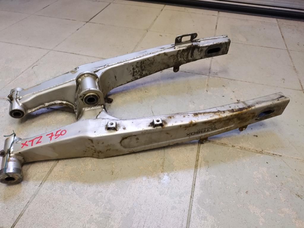 yamaha xtz 750 super tenere achterbrug, Ophalen of Verzenden, Gebruikt