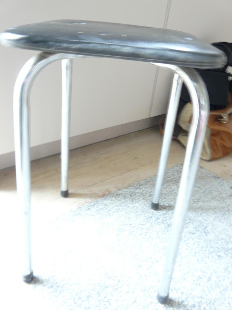 3 tabouretjes om op te renoveren, Ophalen, Gebruikt