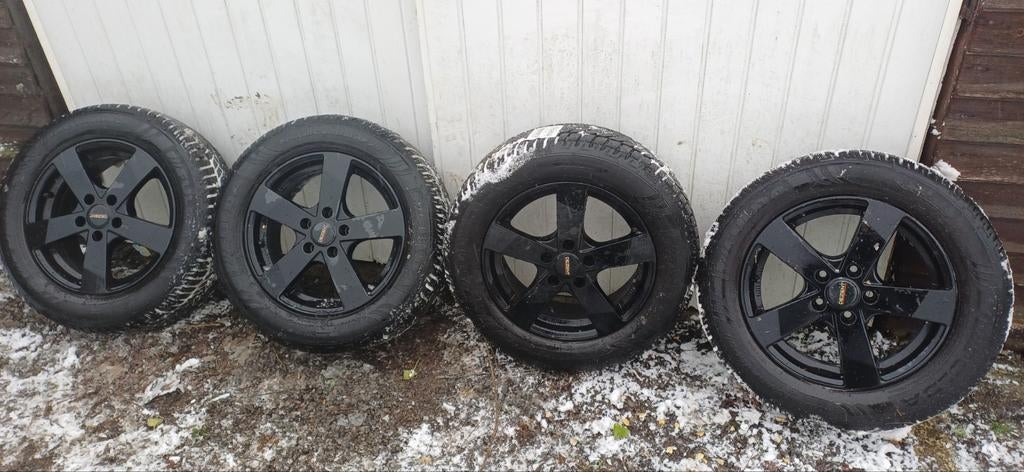 Alu velgen vw audi + winterbanden 215 60 16 8mm, Ophalen, 215 mm, 16 inch, Banden en Velgen