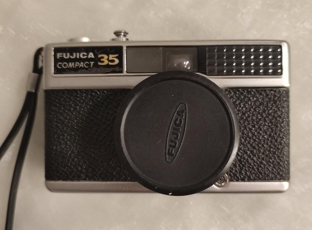 Vintage 35mm  filmcamera,  Fujica Compact 35, Ophalen of Verzenden, Compact, Fuji