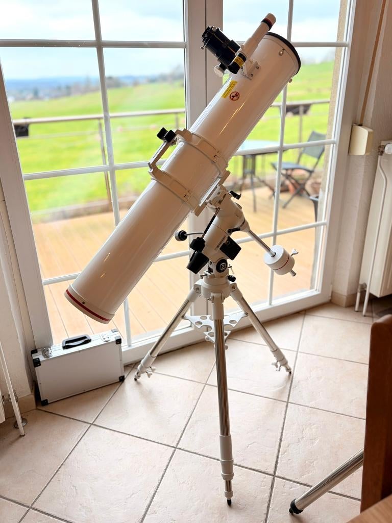 Téléscope Bresser 150/1200 EXO-2, TV, Hi-fi & Vidéo, Matériel d'optique | Télescopes, Neuf, Télescope réflecteur (miroirs), 80 à 200 mm