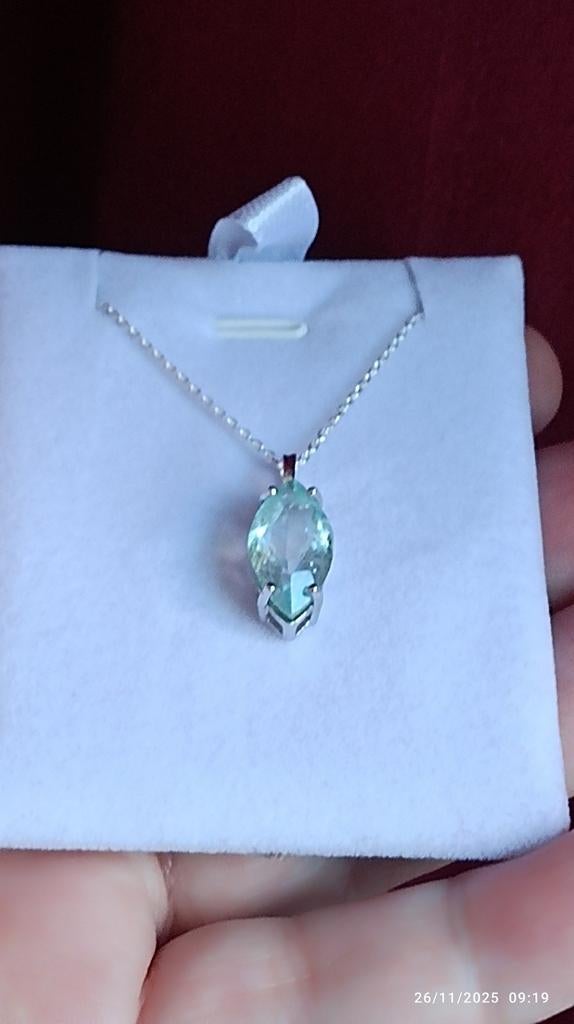 Pendentif en argent massif avec topaze bleue naturelle, Neuf, Enlèvement ou Envoi, Avec pierre précieuse, Bleu