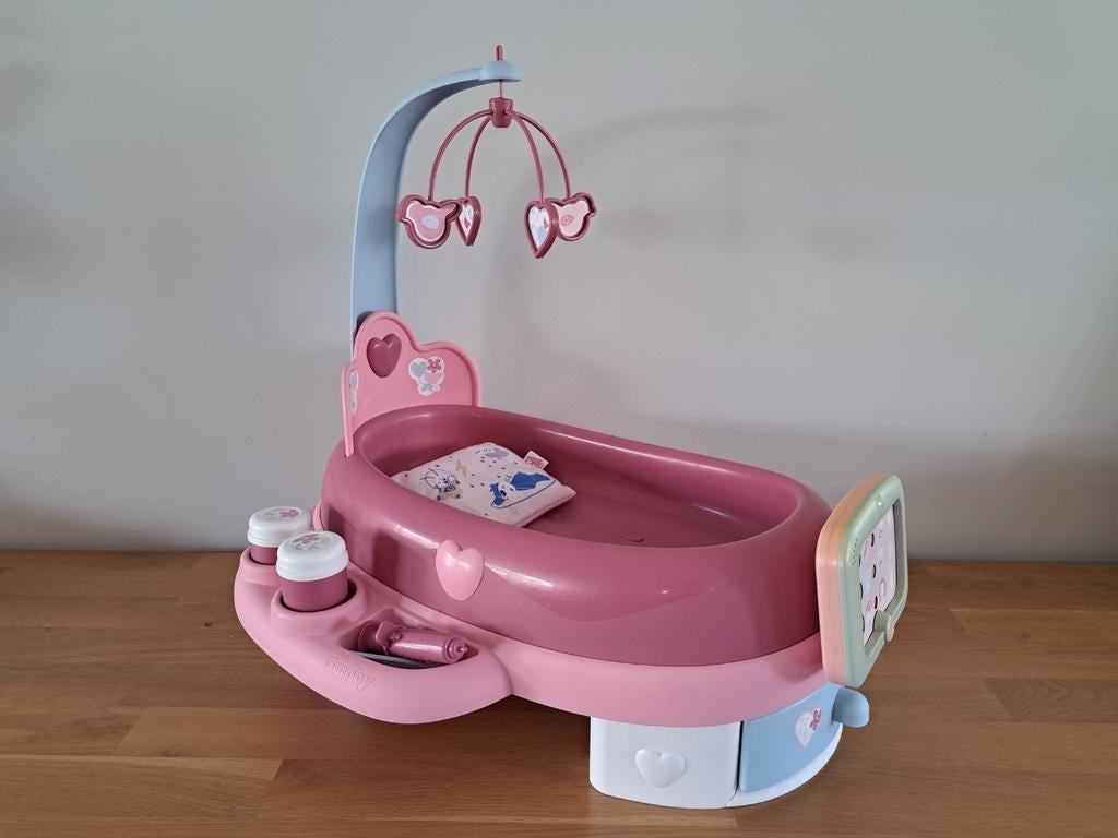 Poppen verzorgingstafel Smoby, Ophalen, Zo goed als nieuw