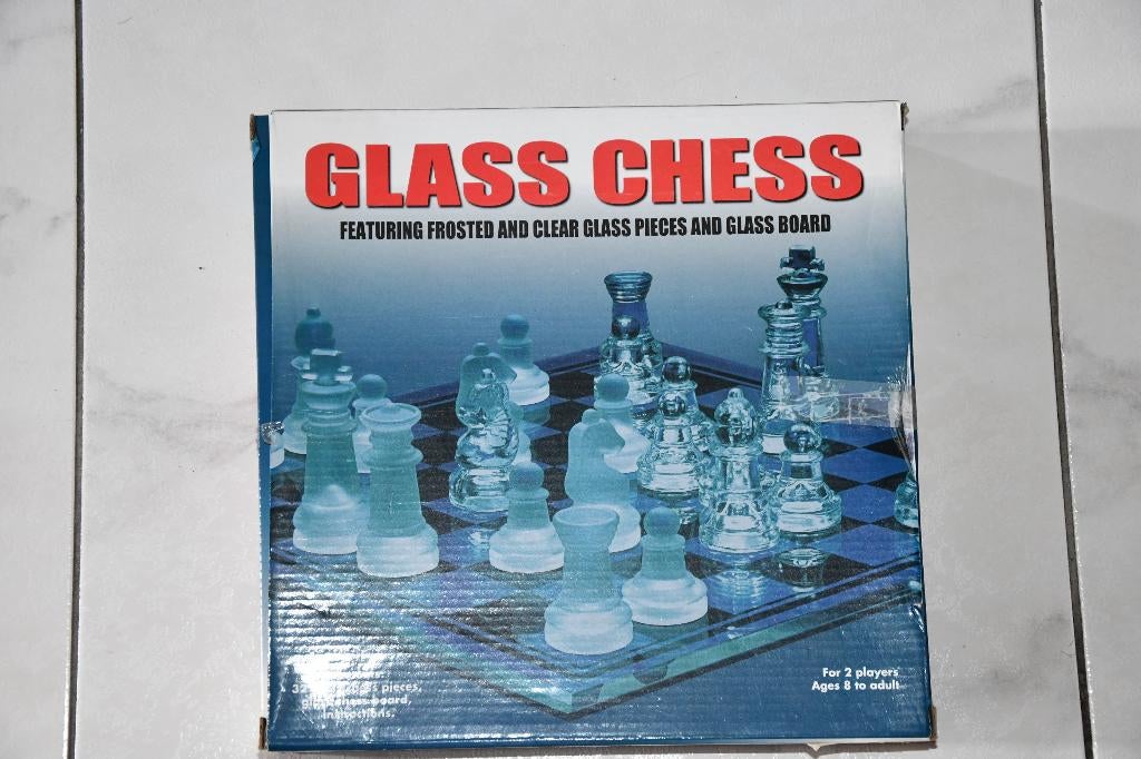 GLAZEN SCHAAKSPEL + SCHAAKBORD, Een of twee spelers, Ophalen, Zo goed als nieuw