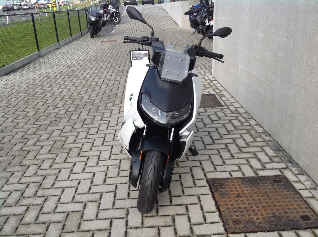 BMW CE04 directievoertuig - foto 3